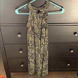 BR floral shift dress